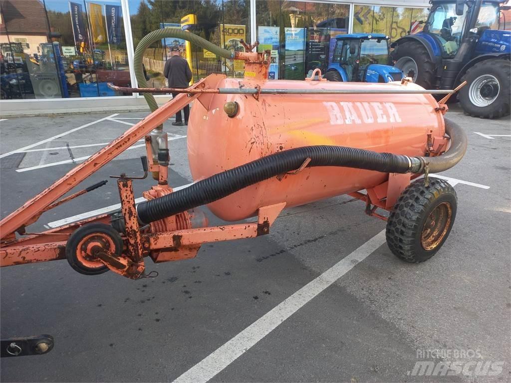 Bauer 1700 Gyllevogne/Slamsugere