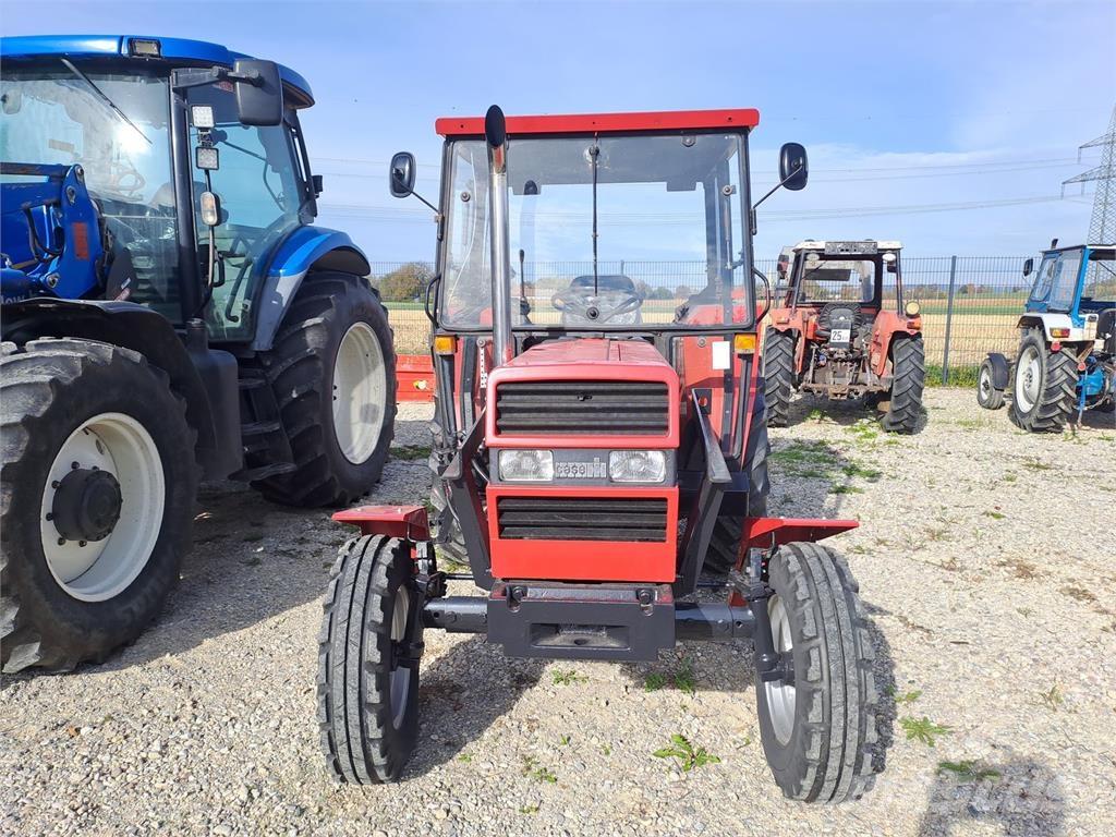 Case IH 533 Traktorer