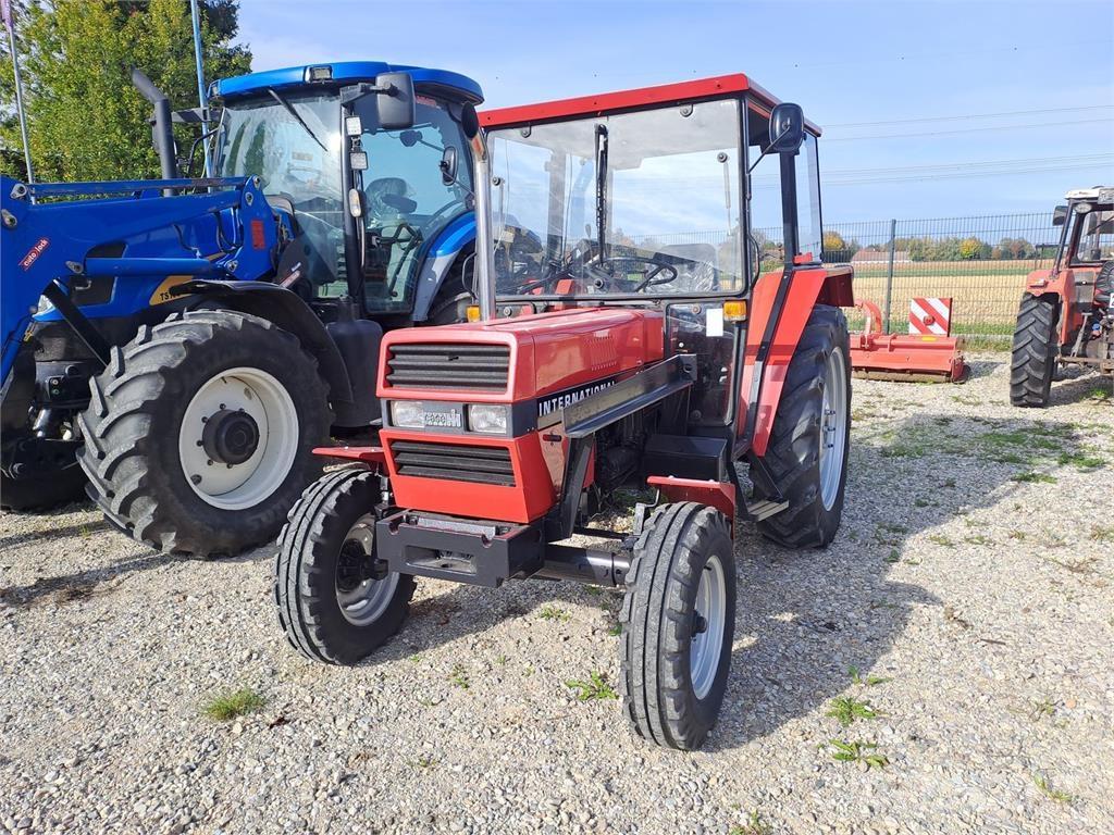 Case IH 533 Traktorer