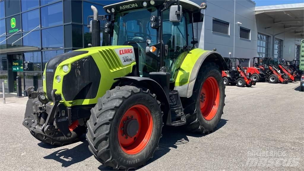 CLAAS ARION 530 Traktorer
