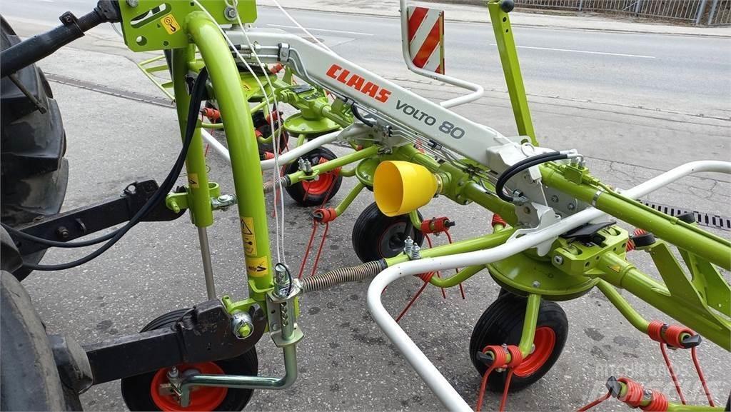 CLAAS Volto 80 River og høvendere