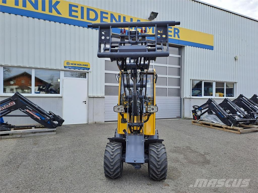 Eurotrac W 11 Frontlæssere og gravere