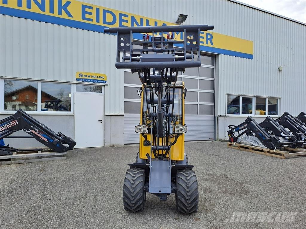 Eurotrac W 11 Frontlæssere og gravere