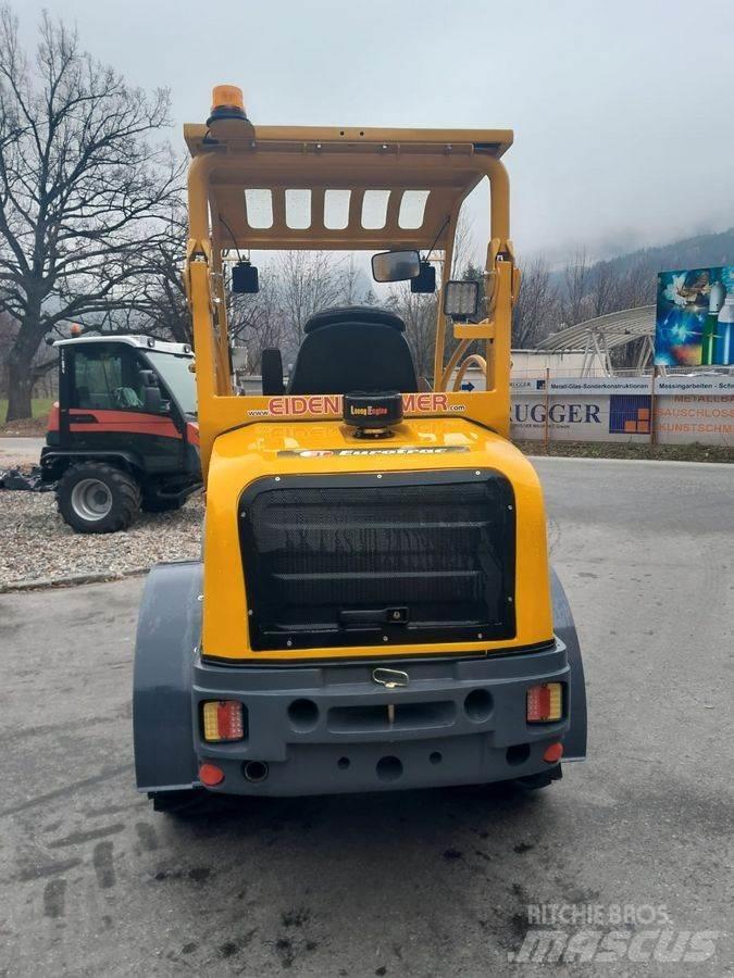 Eurotrac W12 F Frontlæssere og gravere