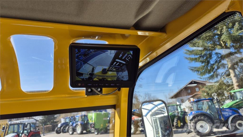 Eurotrac W12 s Frontlæssere og gravere