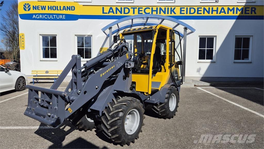Eurotrac W12 s Frontlæssere og gravere
