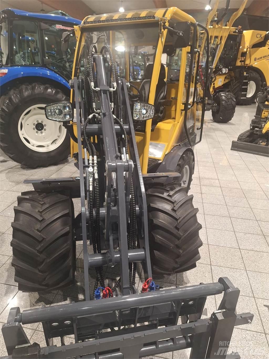 Eurotrac W12S Frontlæssere og gravere