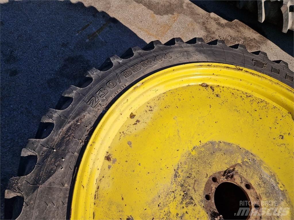 Firestone 230/95R44 Hjul, Dæk og Fælge