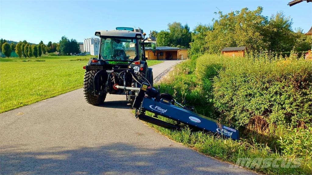 Fliegl  Græsklippere og skårlæggere
