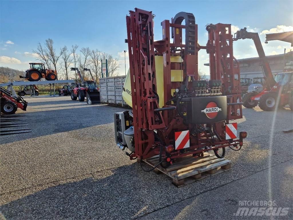Hardi Mega 12 Trailersprøjter