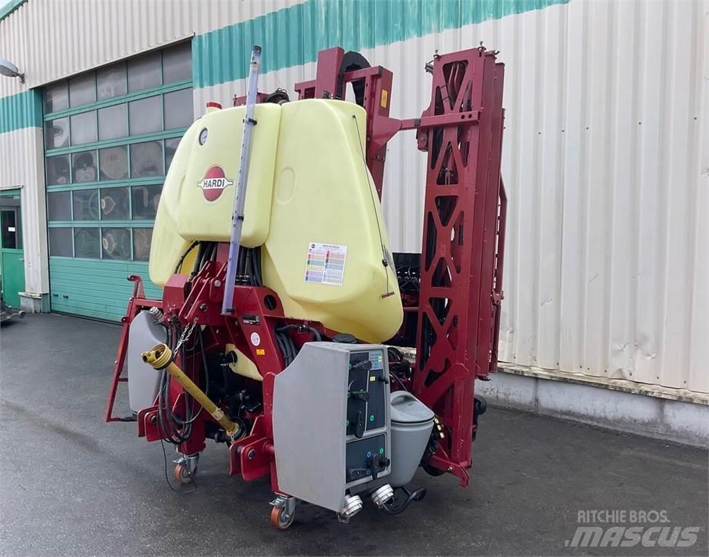 Hardi MEGA 1200 Trailersprøjter