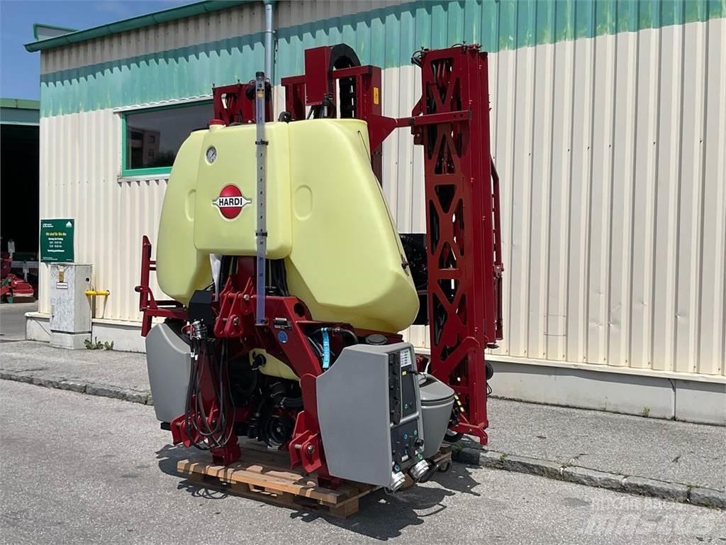 Hardi Mega 1200 Trailersprøjter