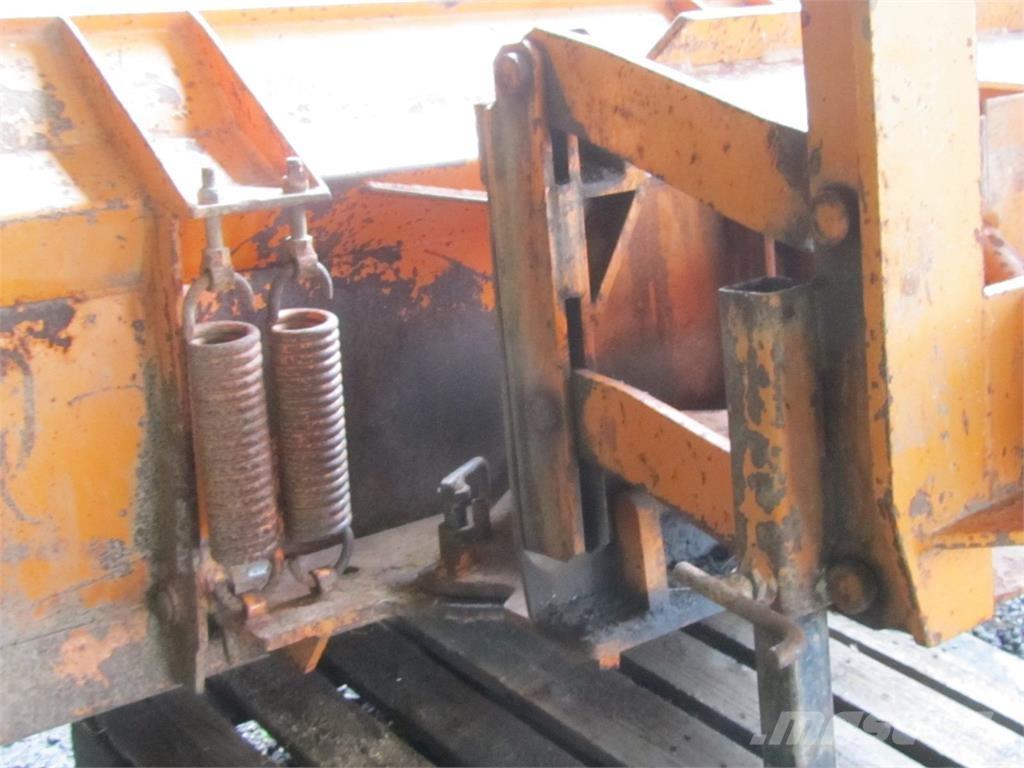 Hauer Terramatic Sneskovle og -plove