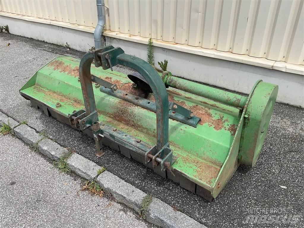 HMF CX 225 Græsklippere og skårlæggere