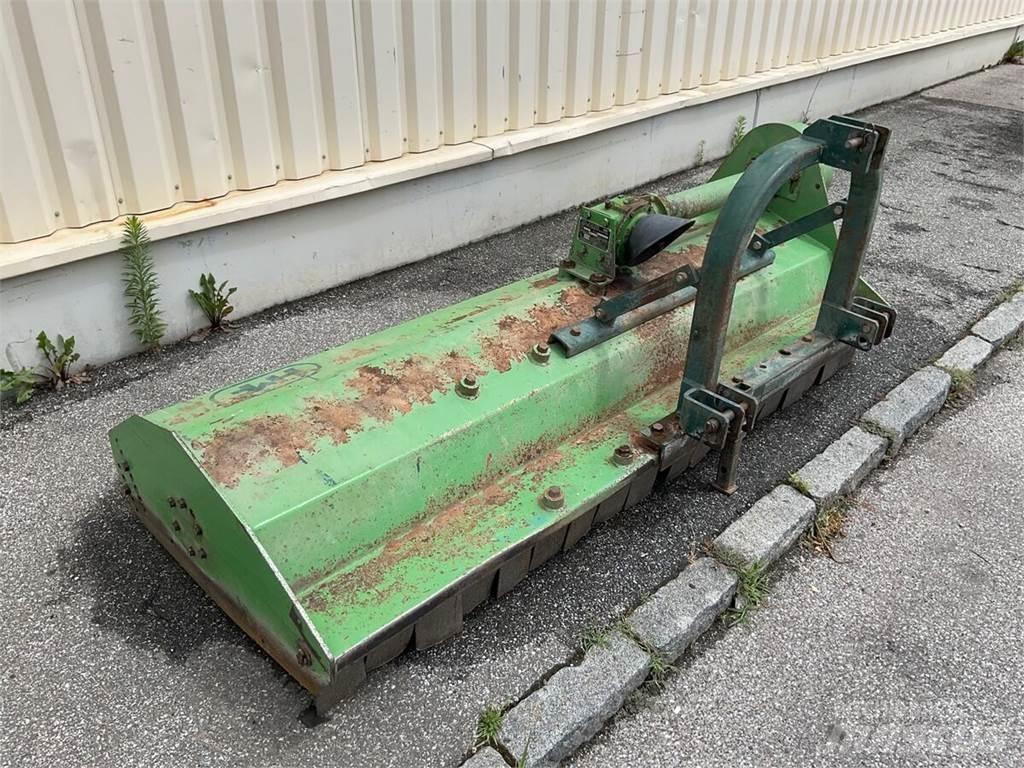 HMF CX 225 Græsklippere og skårlæggere