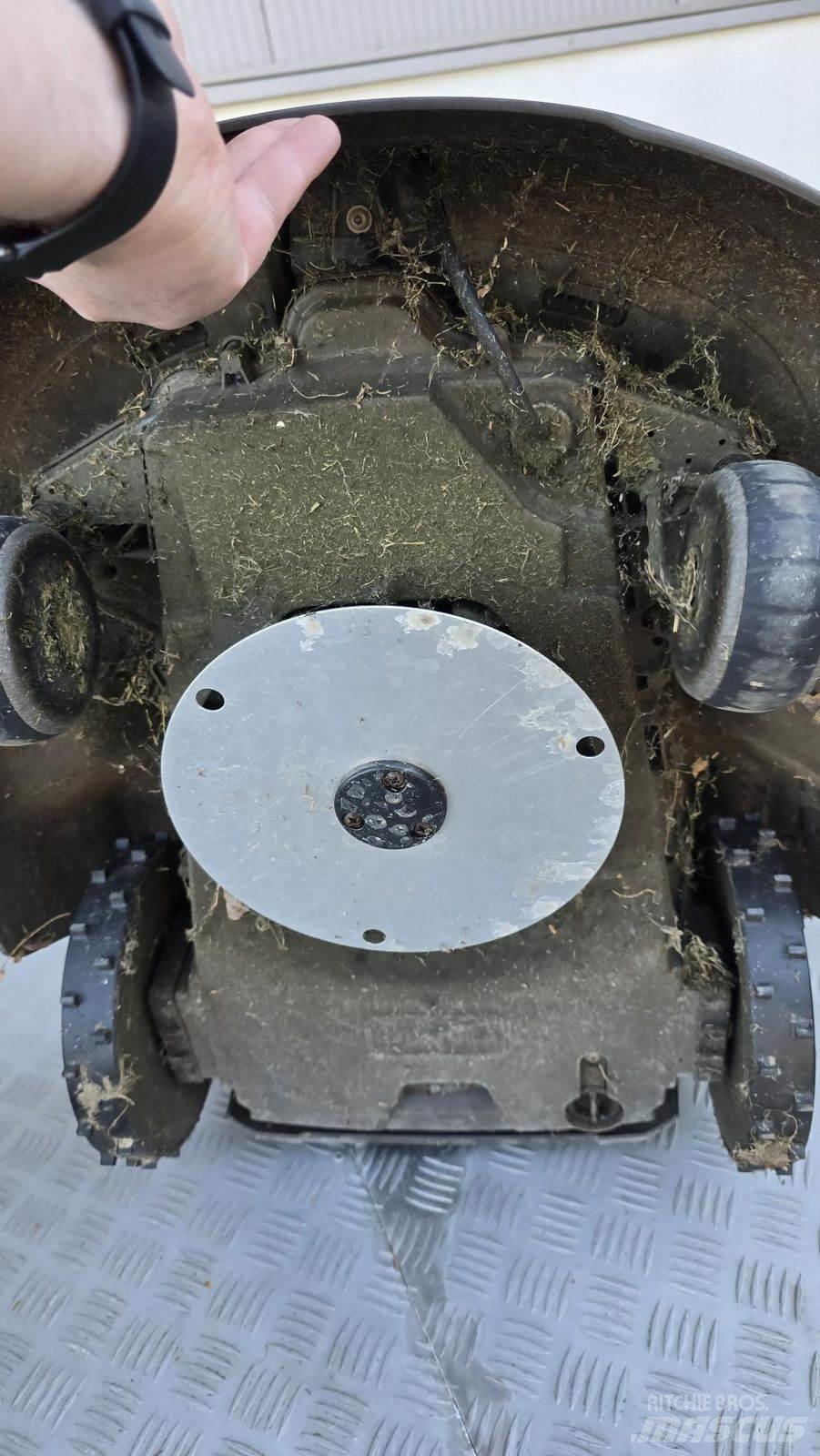 Husqvarna AM310 Have & Park - Andet 