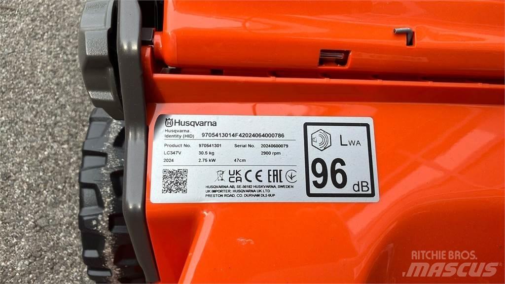 Husqvarna LC 347V Traktorklippere