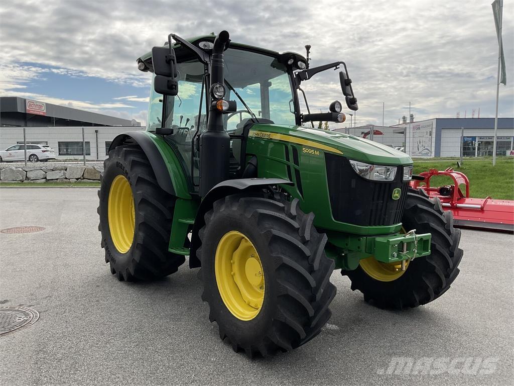 John Deere 5095M Traktorer