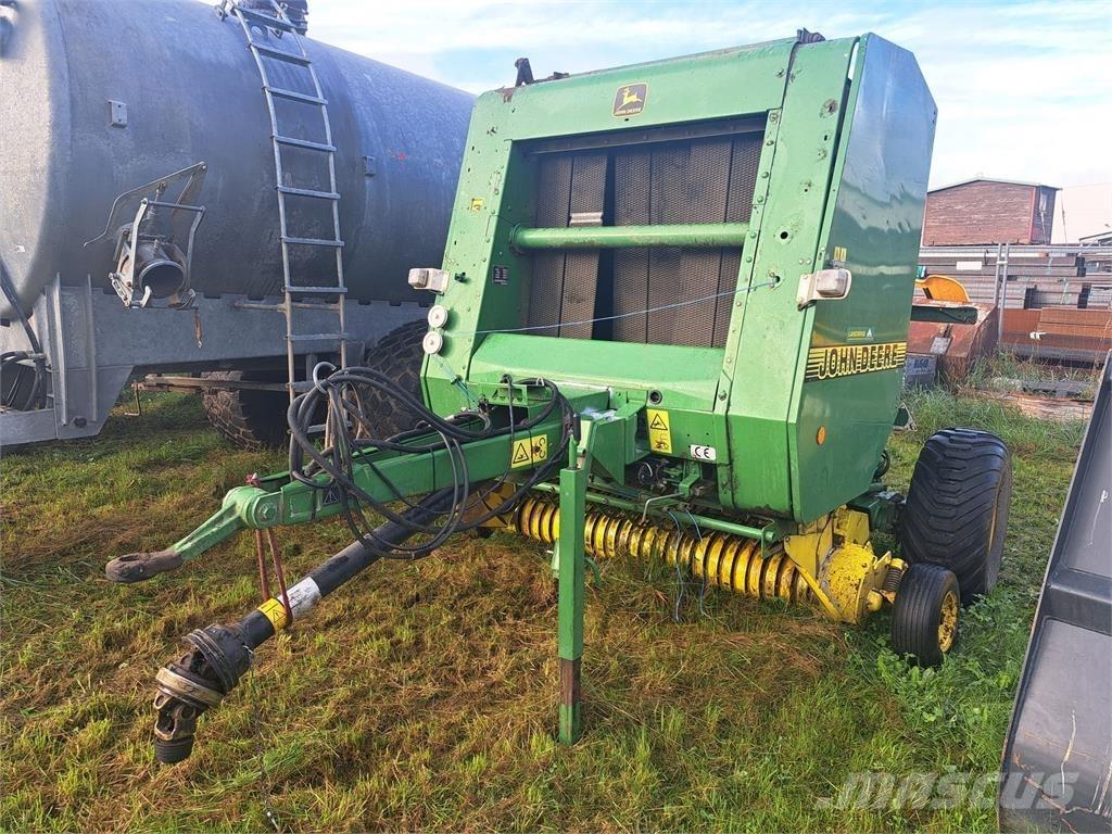 John Deere 570 Rundballe-pressere