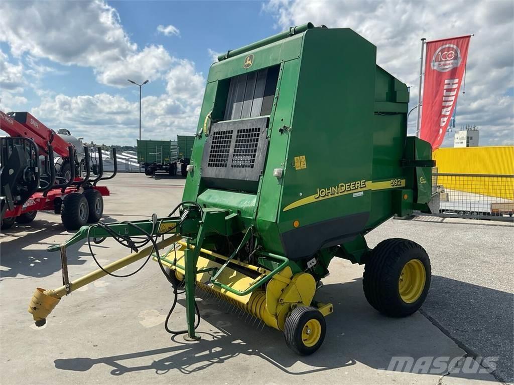 John Deere 592C Rundballe-pressere