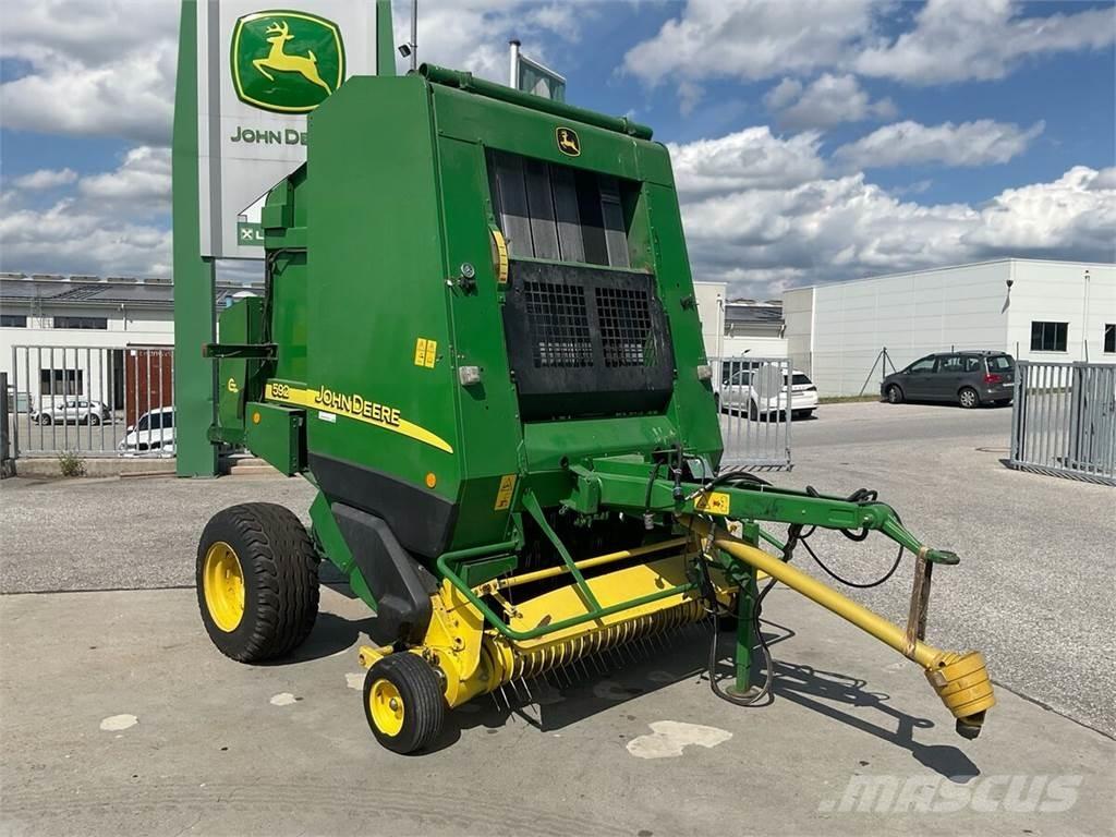 John Deere 592C Rundballe-pressere