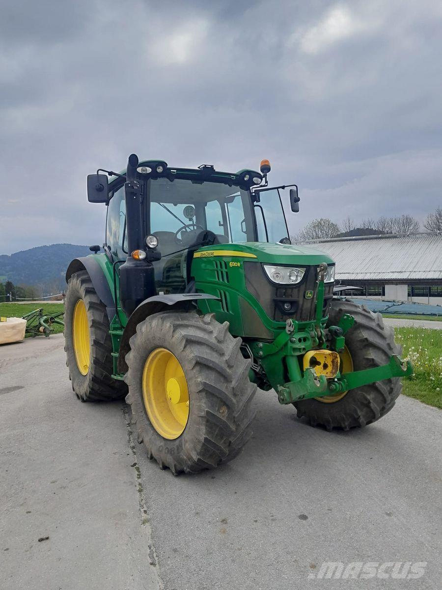 John Deere 6130R Traktorer