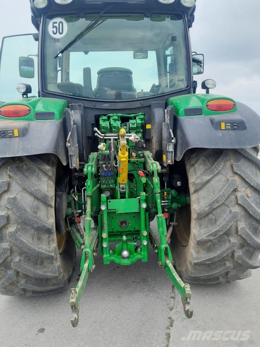 John Deere 6130R Traktorer