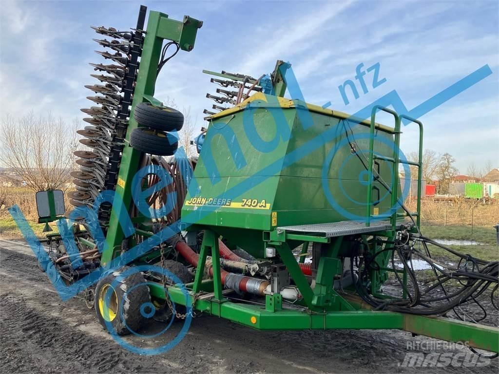 John Deere 740A Såmaskine