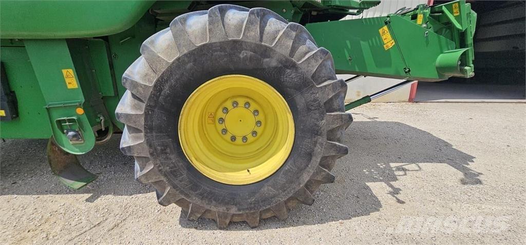 John Deere T550 Mejetærskere