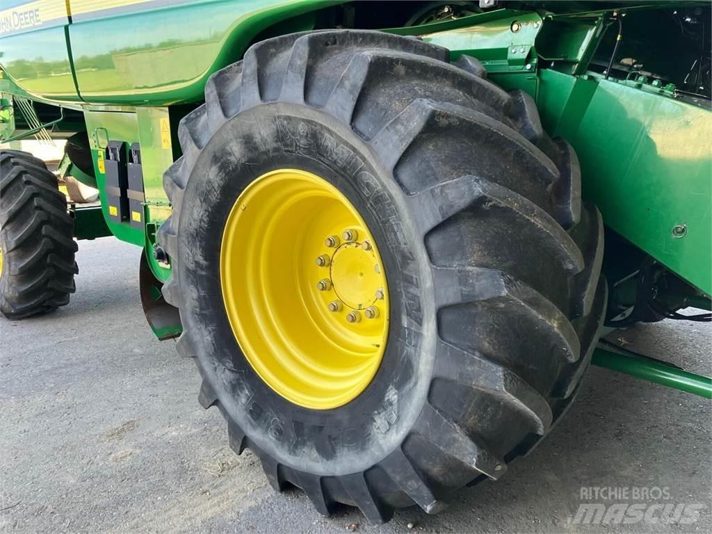 John Deere T560HM Mejetærskere