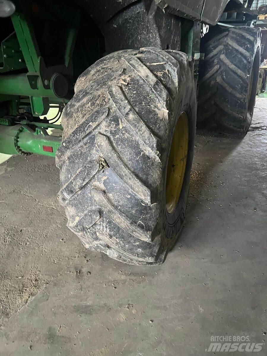 John Deere T670 Mejetærskere