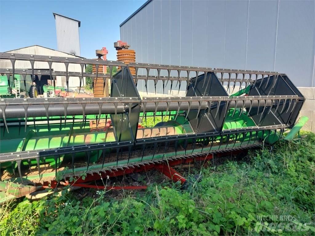 John Deere W440 Mejetærskere