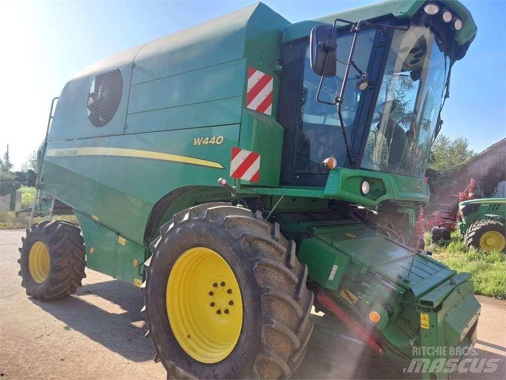 John Deere W440 Mejetærskere