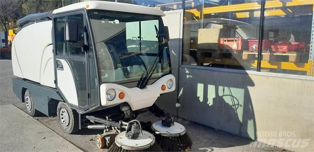 Johnston Compact 40 Have & Park - Andet 