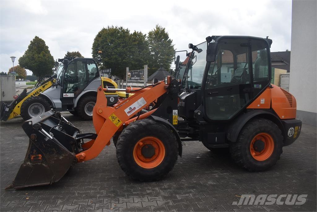 Komatsu WA70-7 Læssemaskiner på hjul