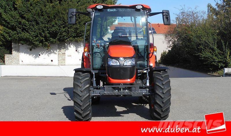 Kubota M4-073 Traktorer