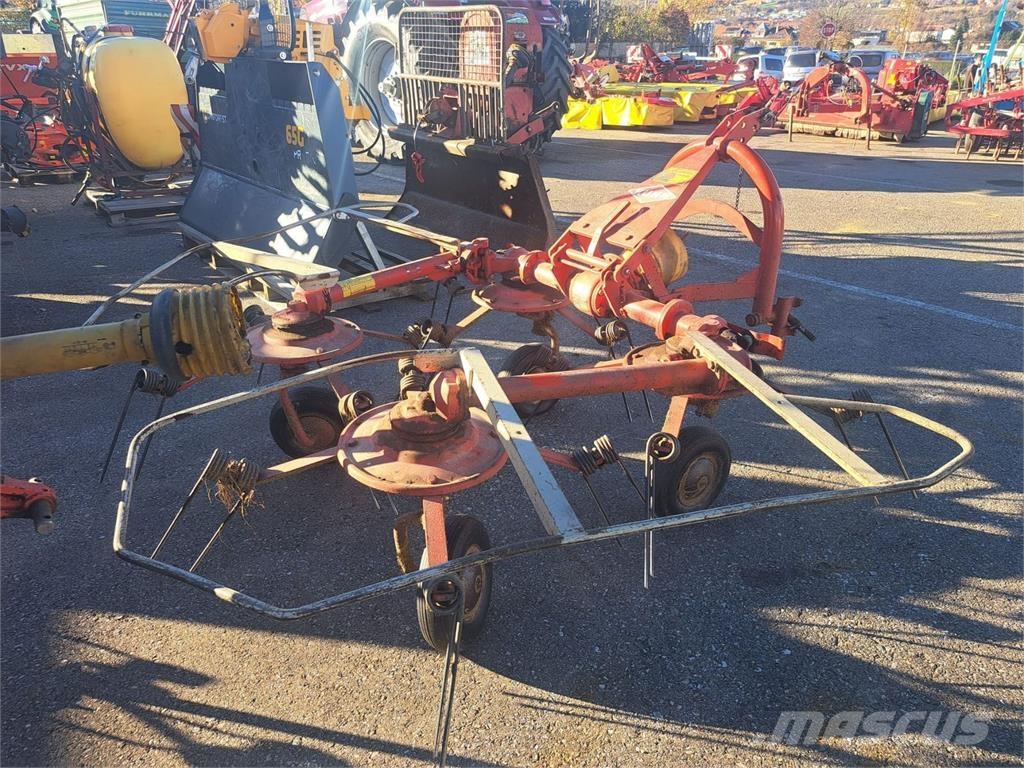 Kuhn 4 Kreisel River og høvendere