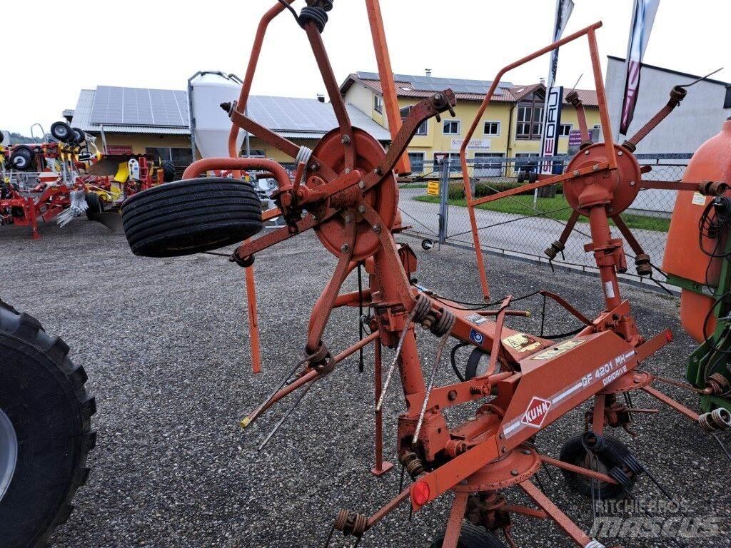 Kuhn GF 4201 MH River og høvendere