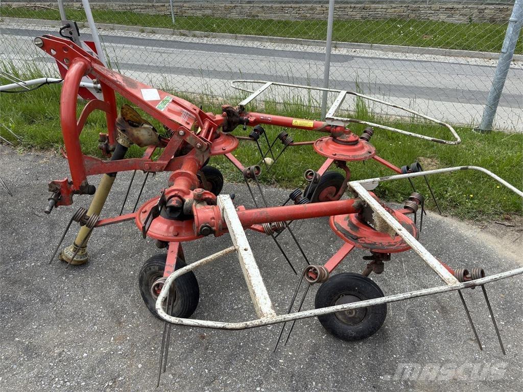 Kuhn GF 440 P River og høvendere