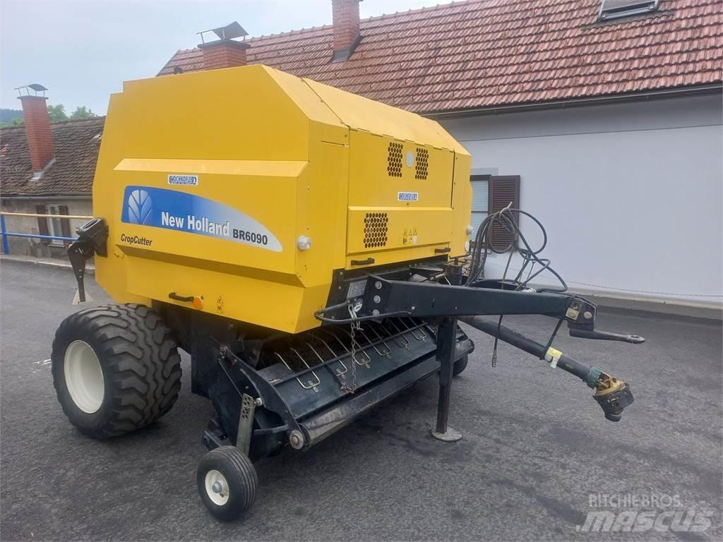 New Holland BR 6090 Rundballe-pressere