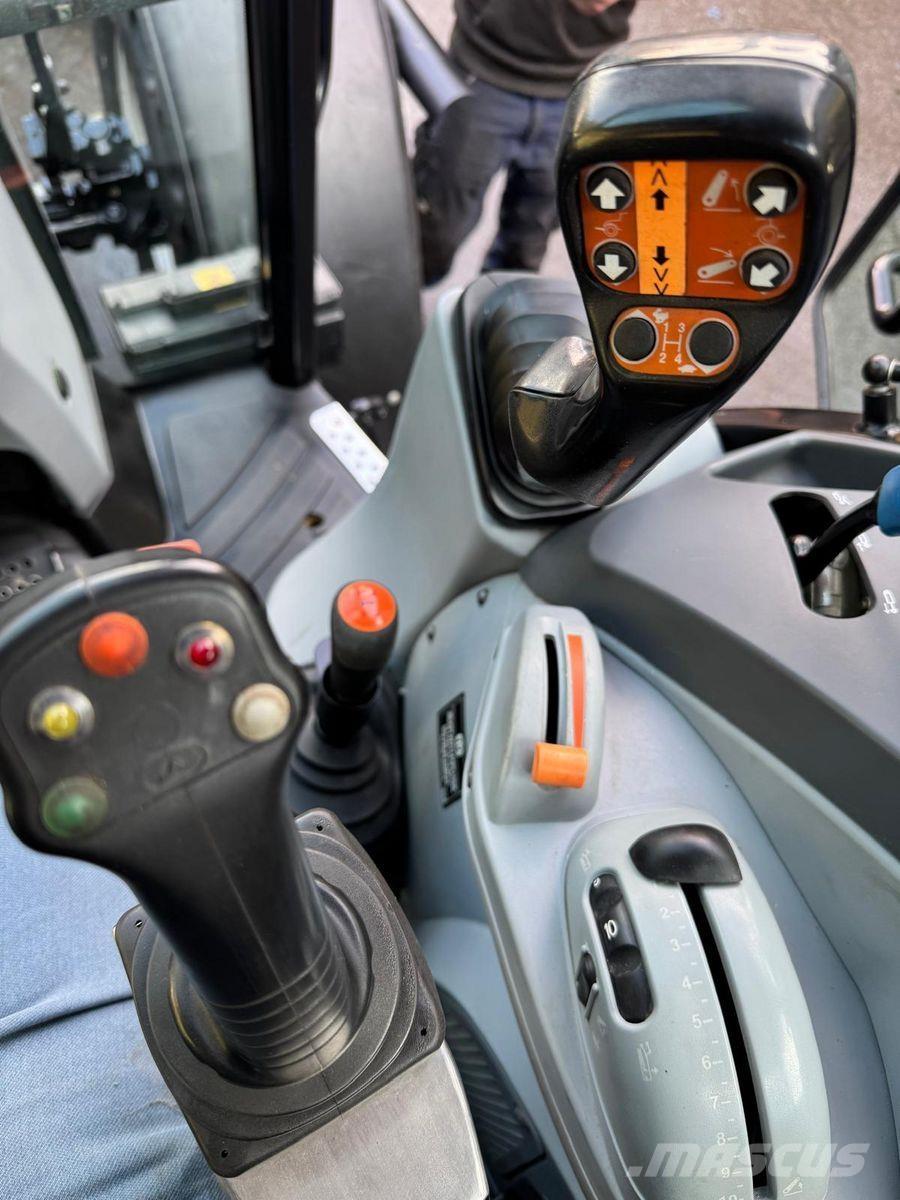 New Holland T4.115 Traktorer