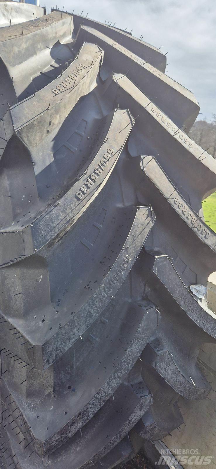 Petlas 650/85 R38 Hjul, Dæk og Fælge
