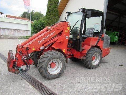 Schäffer 450T Frontlæssere og gravere