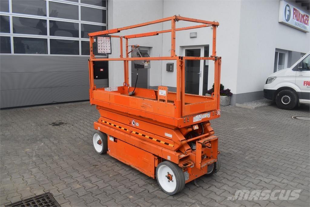 SkyJack SJ-III 3220 Bomlifte med knækarm