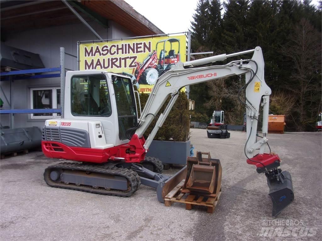 Takeuchi TB 235 Minigravemaskiner