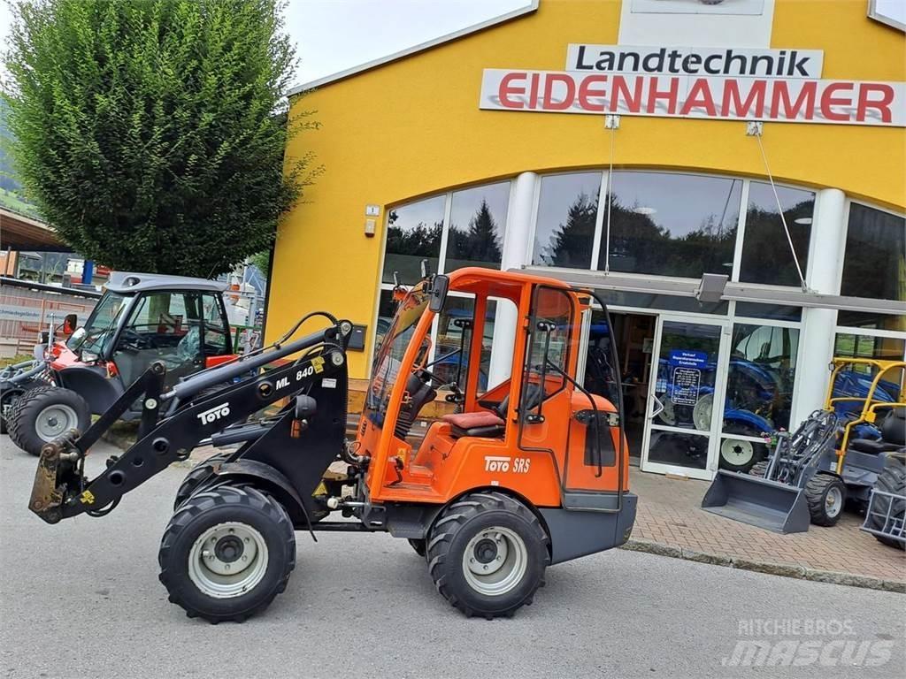 Toyo 840 Frontlæssere og gravere