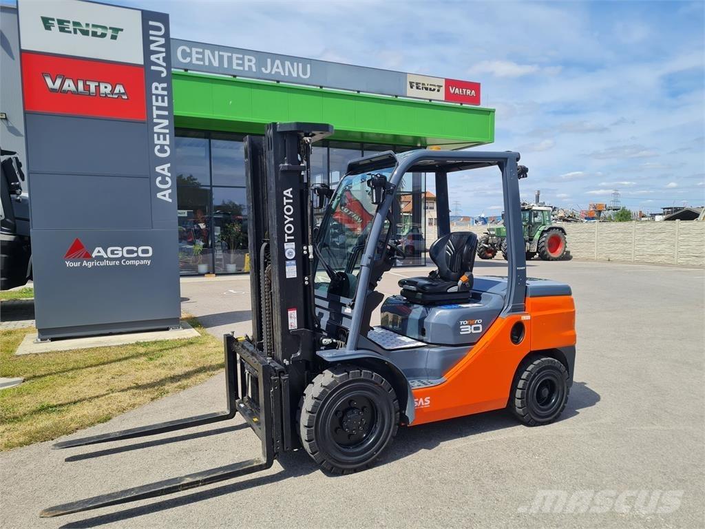 Toyota 52-8FDF30 Gaffeltrucks - andre