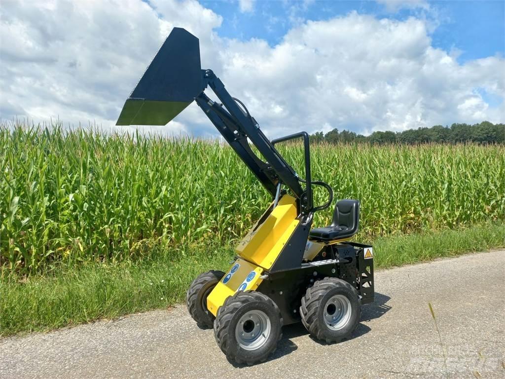  Tur Poland N520 Frontlæssere og gravere