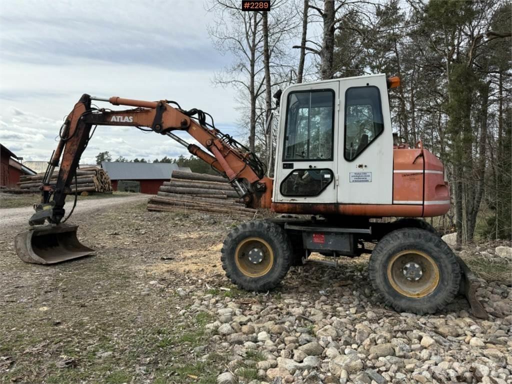 Atlas 1004 Gravemaskiner på hjul