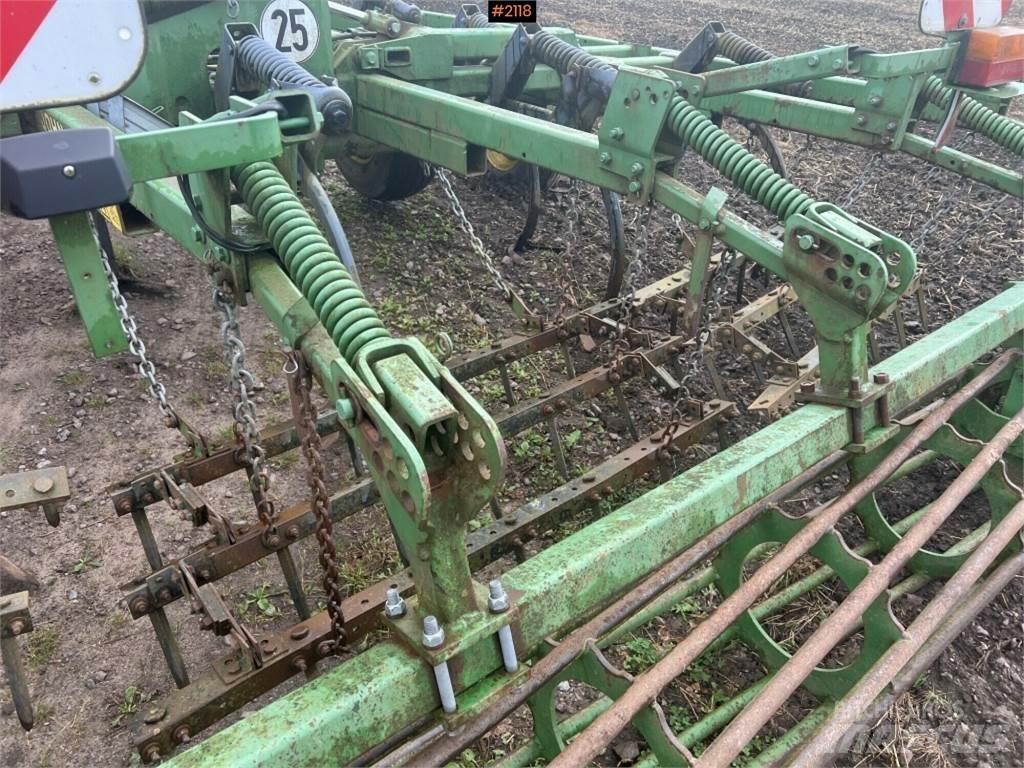 John Deere 410A Andre jordbearbejdningsmaskiner og andet tilbehør